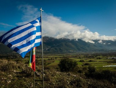 Δείτε το 13ο επεισόδιο της εκπομπής των ΕΔ «Με Αρετή και Τόλμη» (βίντεο)